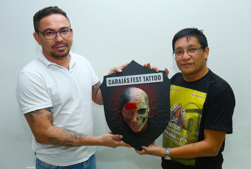 Festival de tatuagem divulga atrações e exibe troféu que remete à região de Carajás