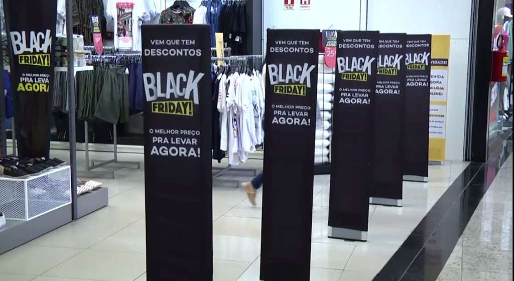 Parauapebas: Lojas funcionam de madrugada na Black Friday