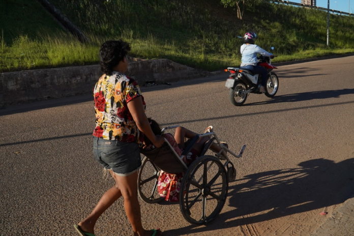 Esmola na folha 33 (1)