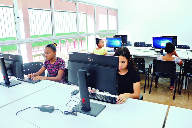 No curso de informática são ensinados: Informática Básica, produção de textos no Word e Excel e outros/Foto: Paulo Silva dos Santos