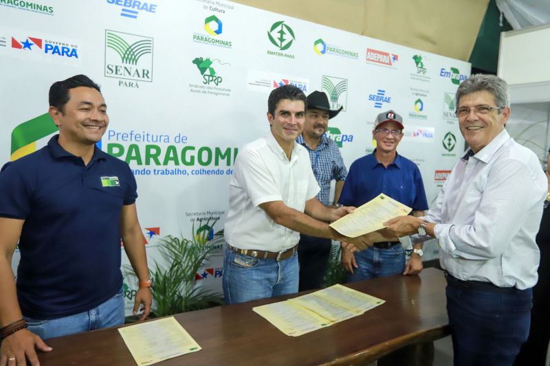 Documentos expedidos pelo Iterpa foram entregues durante a 53ª edição da Feira Agropecuária de Paragominas (Agropec)