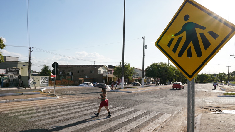 Trânsito: Prefeitura intensifica serviço de sinalização por toda cidade