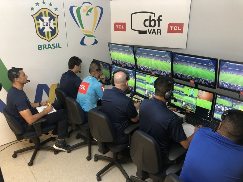 Telespectador vai acompanhar checagem do VAR no Brasileirão