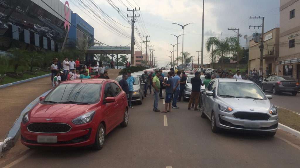 Câmara vai ouvir comissão de motoristas de aplicativos