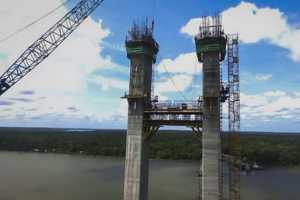 Iniciada instalação de cabos estais da ponte