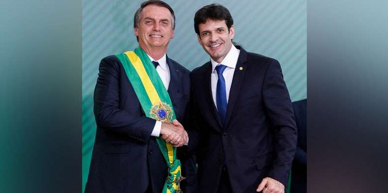 Bolsonaro transfere Secretaria de Cultura para Ministério do Turismo