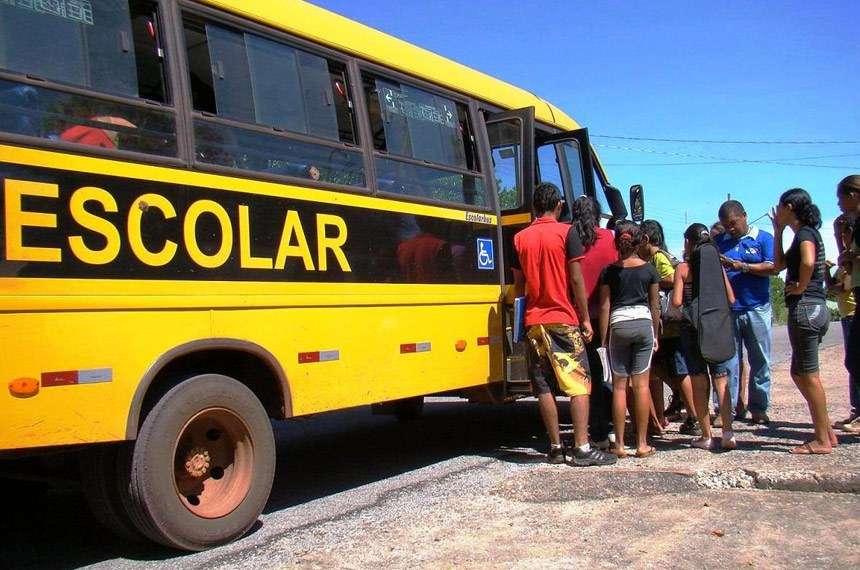 Mesmo sem definição, transporte escolar é normalizado em Parauapebas