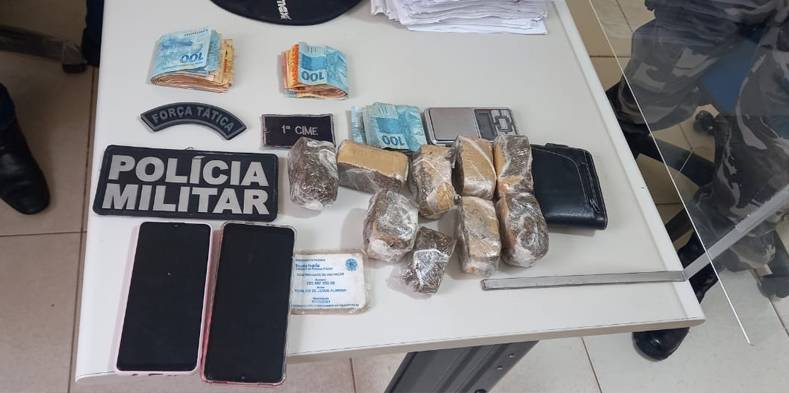 Drogas e dinheiro apreendidos serviram de prova material do crime / Foto: Divulgação