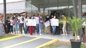 Protesto de estudantes marcou inauguração do RU nesta terça/Foto: Jean Brito/TV Correio