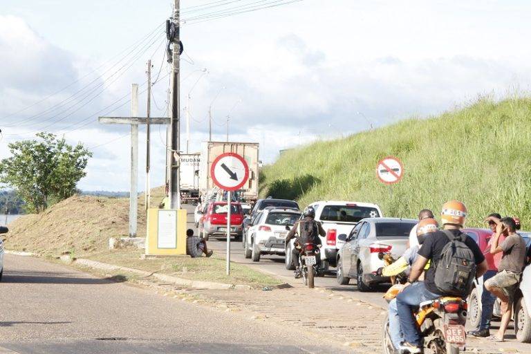 Obras Na Ponte Caos No Tr Nsito Em Marab Correio De Caraj S