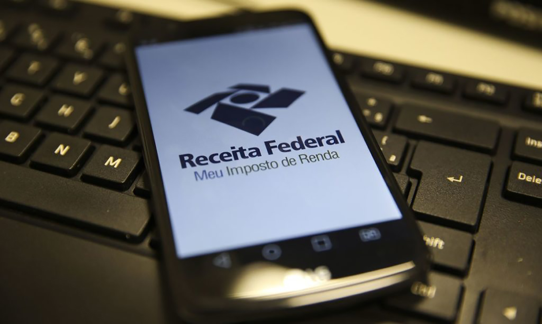 Receita federal alerta sobre novo golpe envolvendo restitui o