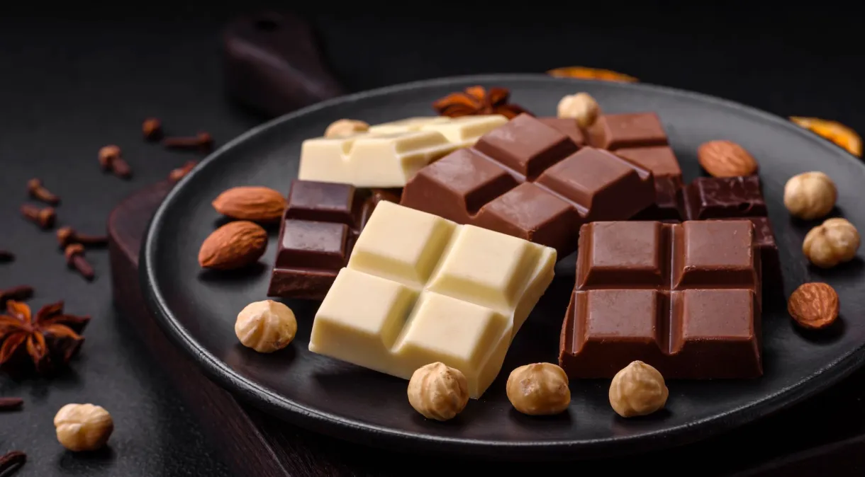 Saiba qual é o tipo de chocolate mais saudável e seus benefícios