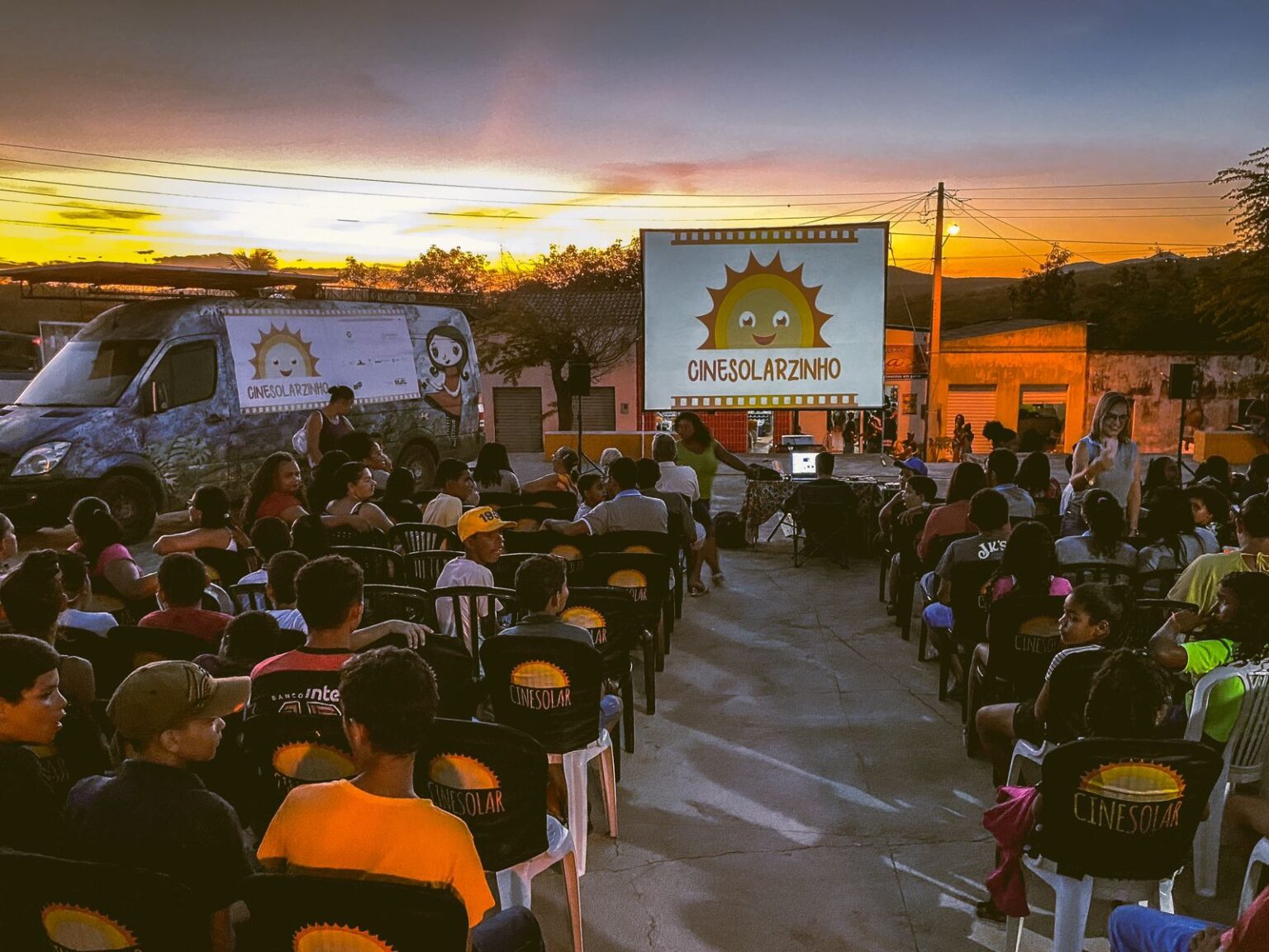 Cinema alimentado por energia solar chega a Marabá e região