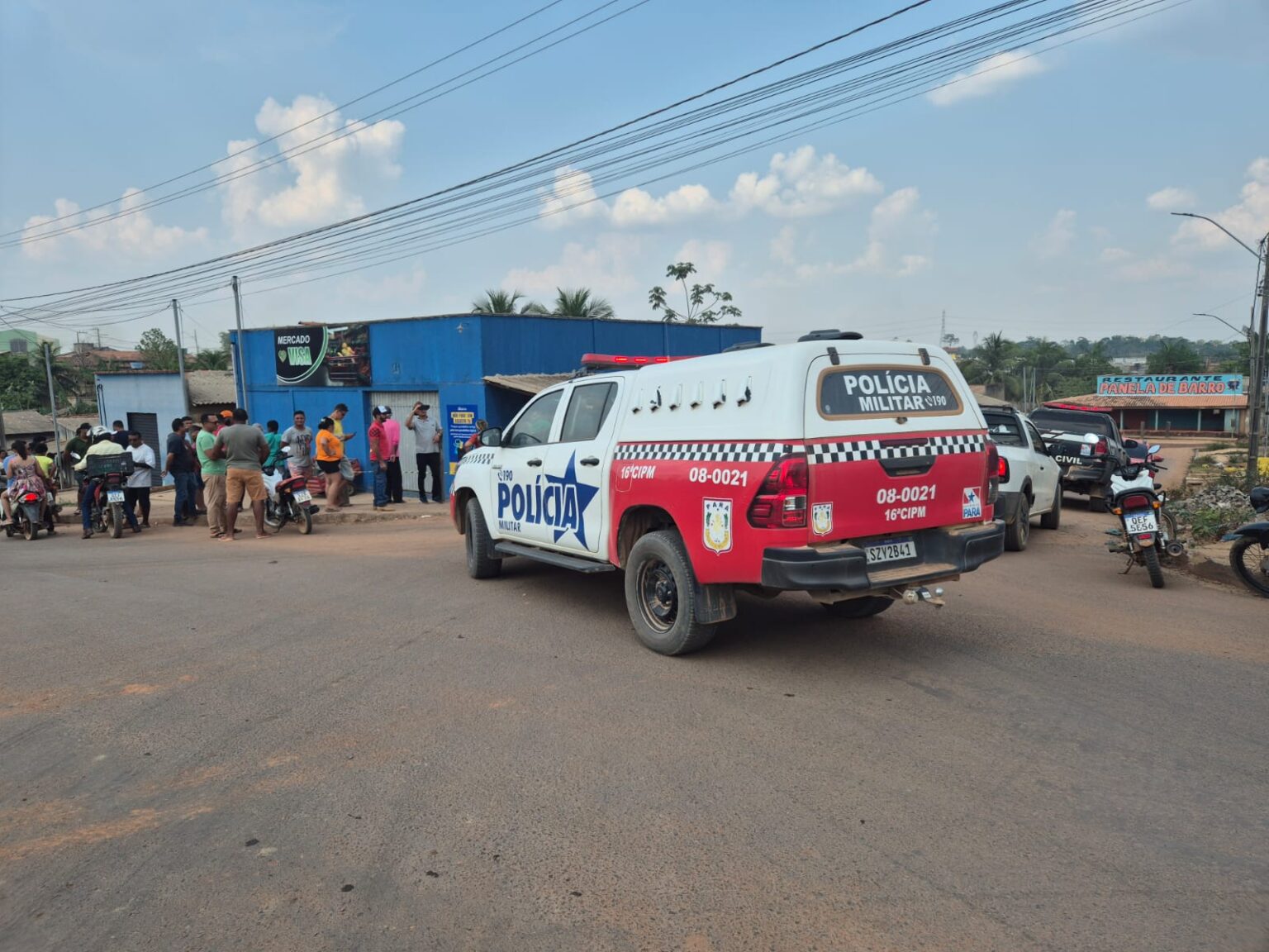 Comerciante é assassinado a tiros por falso cliente