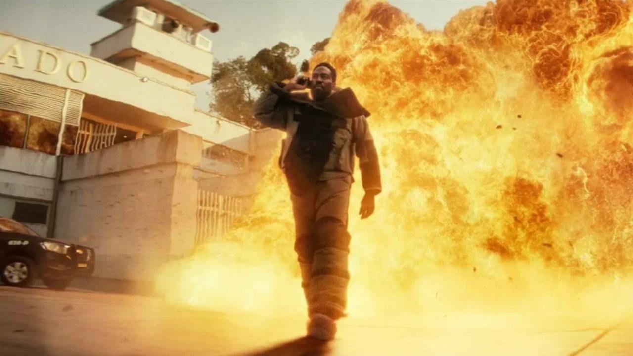 Série ambientada no Brasil e com Alice Braga se torna a mais assistida da Netflix no mundo