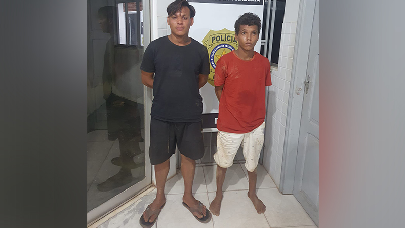Dupla roubou idoso, tentou esfaqueá-lo e acabou presa