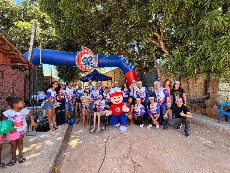 Dona Maria Luiza recebe festa da Correio FM e emociona equipe na Folha 13