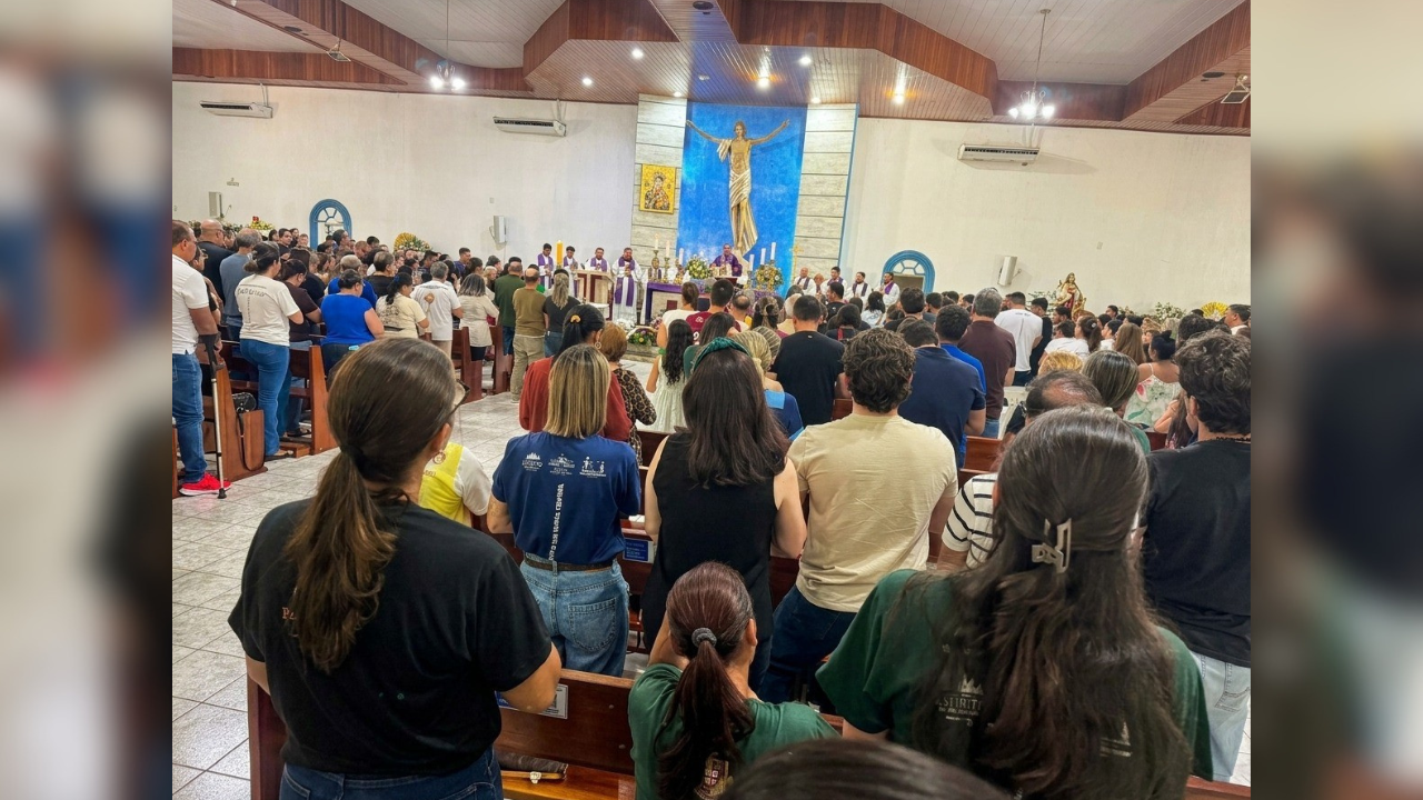 Vítimas de tragédia em acampamento católico são homenageadas em diferentes pontos de Marabá