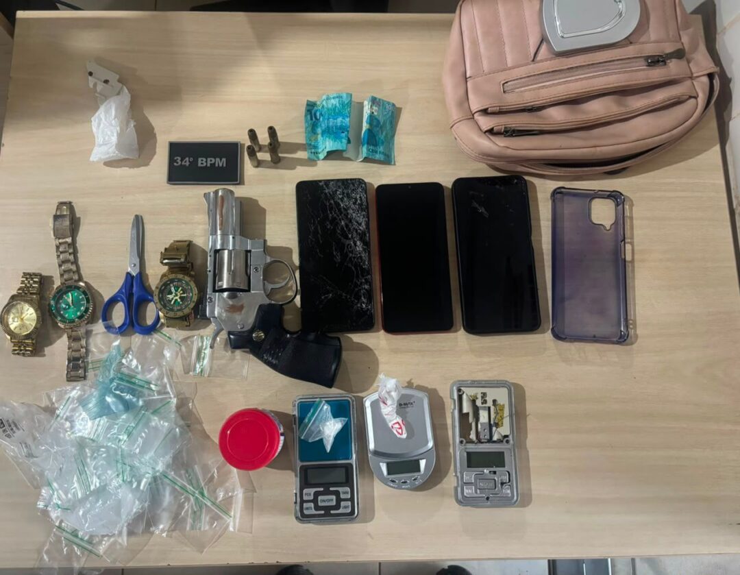 Drogas e celulares são apreendidos após denúncia de roubo em Marabá