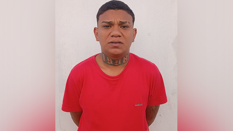 Suspeito de tráfico é preso com drogas e R$ 3 mil no Bairro da Paz
