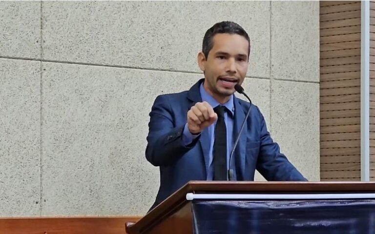 PSS da Prefeitura contrata engenheira sem CREA por R$ 13 mil