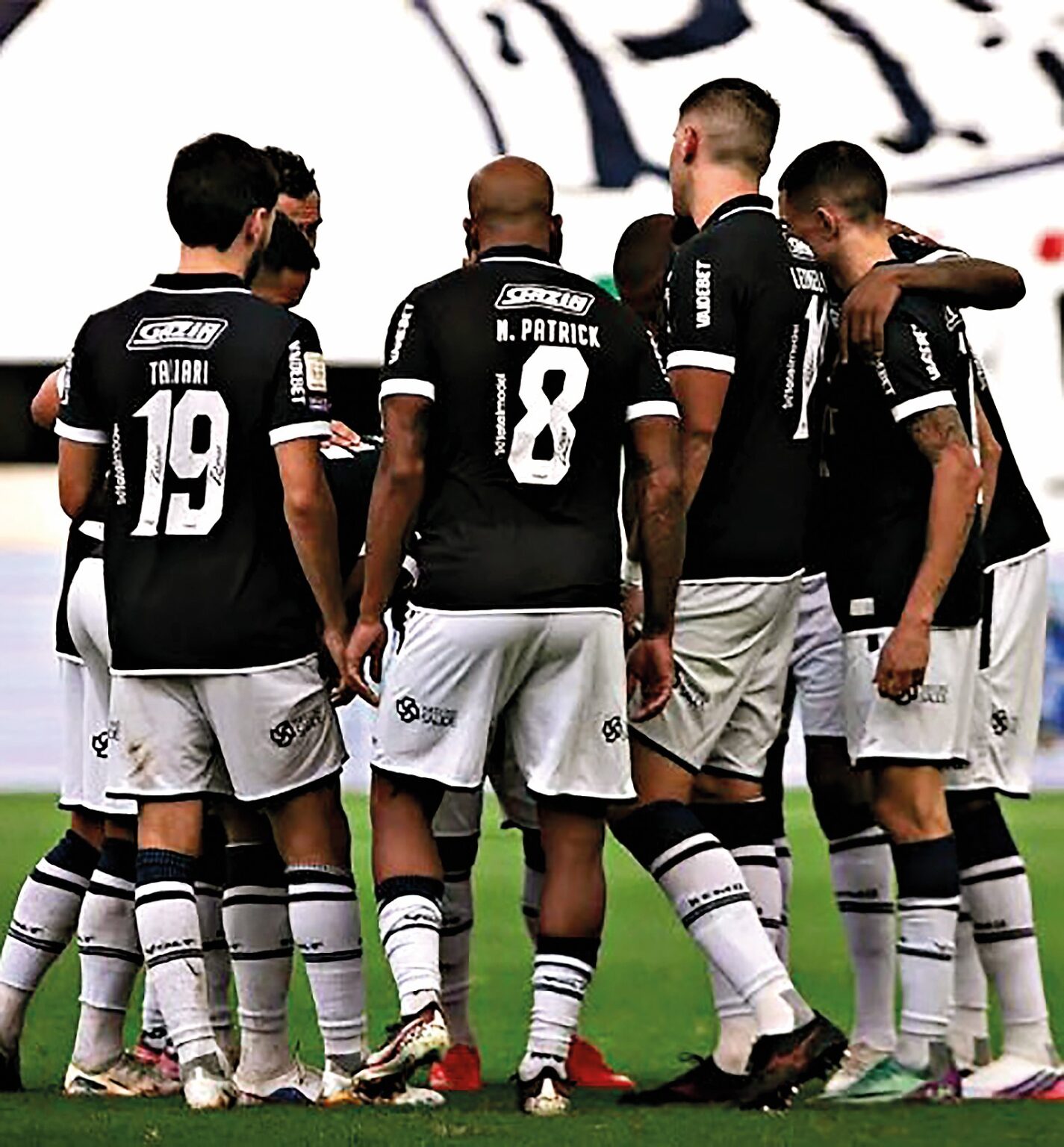 Remo visita o Bahia em busca de reação no Brasileirão