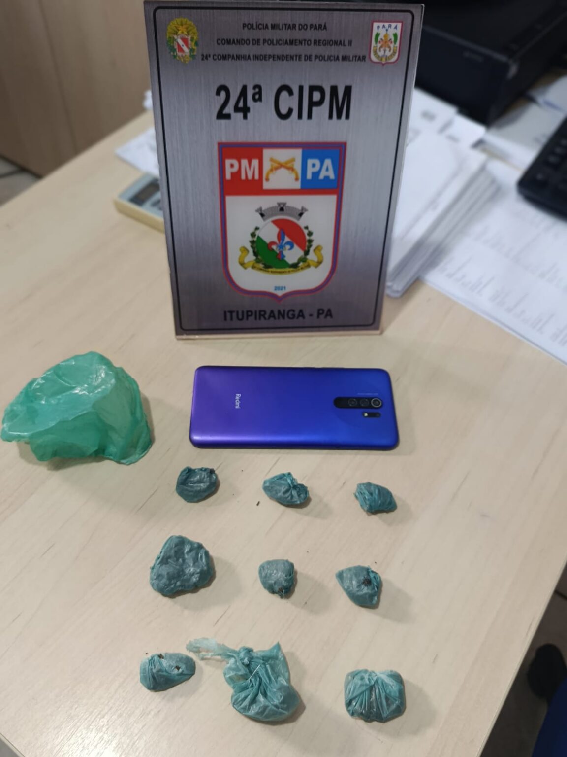 Adolescente é apreendido com 10 porções de maconha em Itupiranga