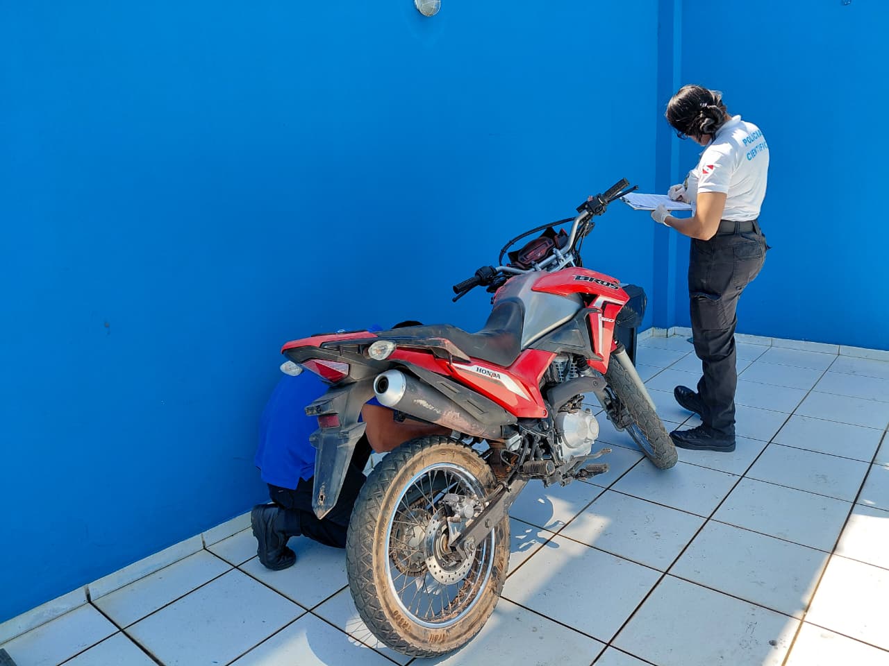 Pagamento pela morte de Layane foi a moto usada no crime, revela polícia
