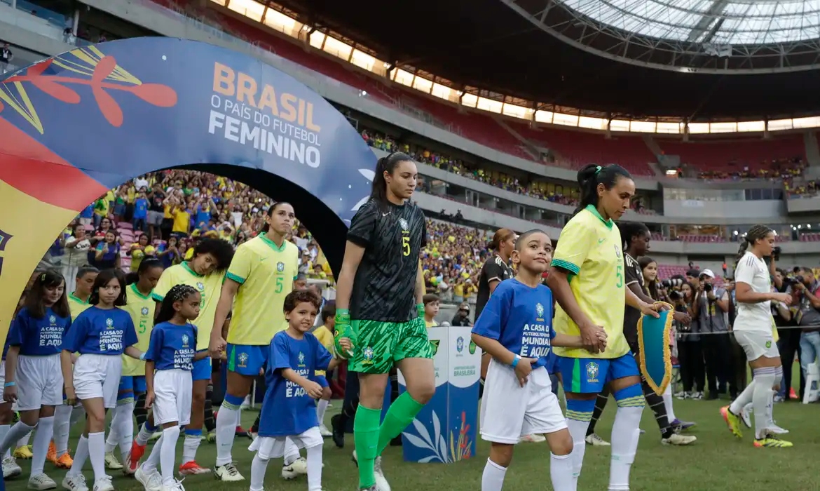 CBF anuncia amistosos da seleção feminina em palcos da Copa do Mundo