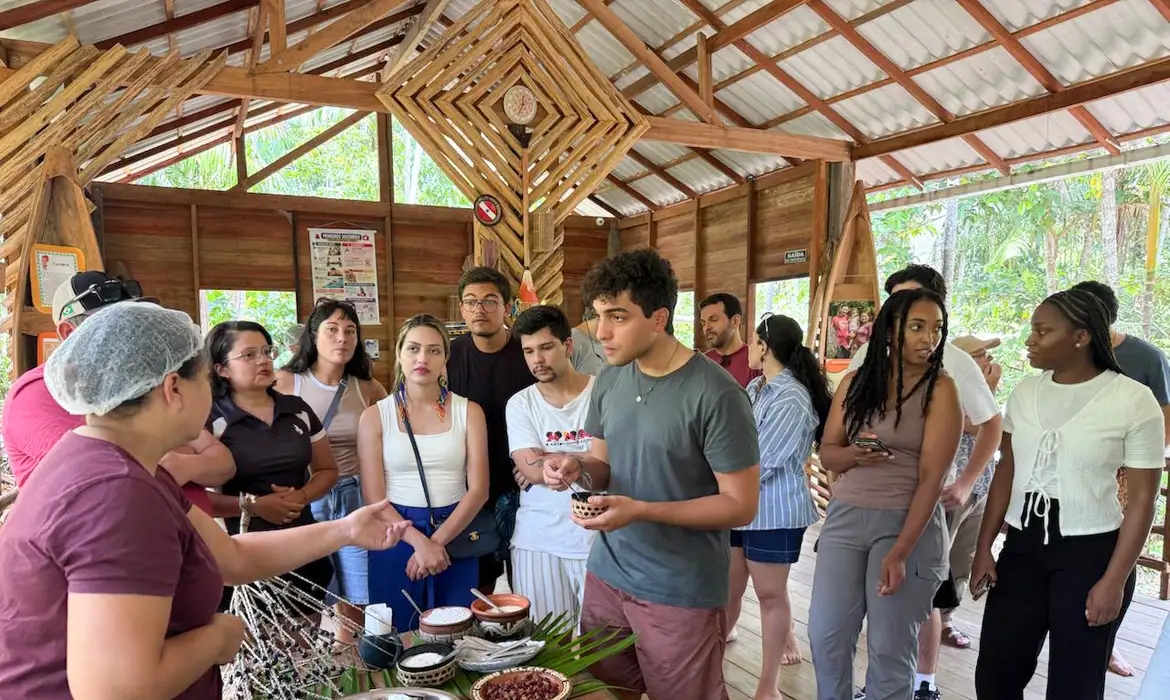 Pará recebe primeira atividade de Escola Imersiva em Sociobioeconomia